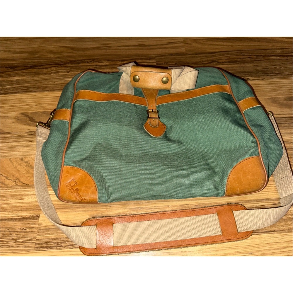 Vintage 70s LL Bean Talon Zipper Green Khaki Canvas Duffle Bag